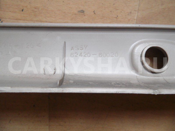 Обшивка стойки Toyota Land Cruiser 100 (1998—2002) Toyota Land Cruiser оригинальный номер 6242060020A0