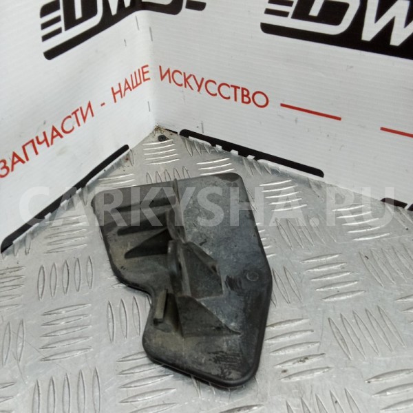 Брызговик Toyota Avensis 