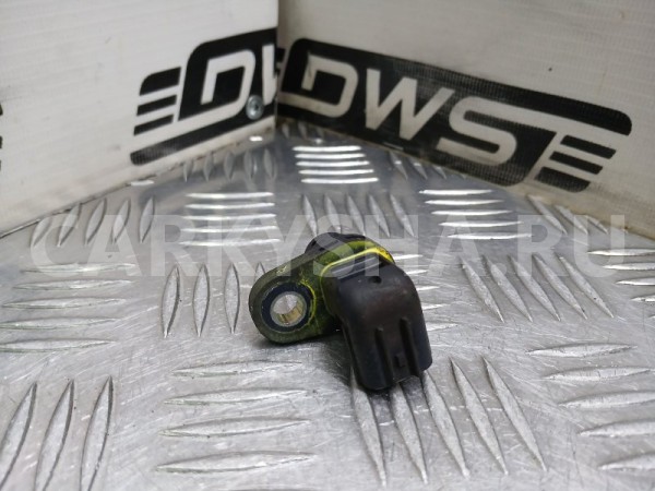 Датчик положения коленвала Mazda Demio 