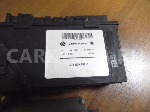 Моторчик стеклоподъемника Volkswagen Touareg I (2002—2006) Volkswagen Touareg оригинальный номер 3D1959792A