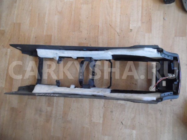 Рамка магнитолы Volkswagen Touareg I (2002—2006) Volkswagen Touareg оригинальный номер 7L6863243K