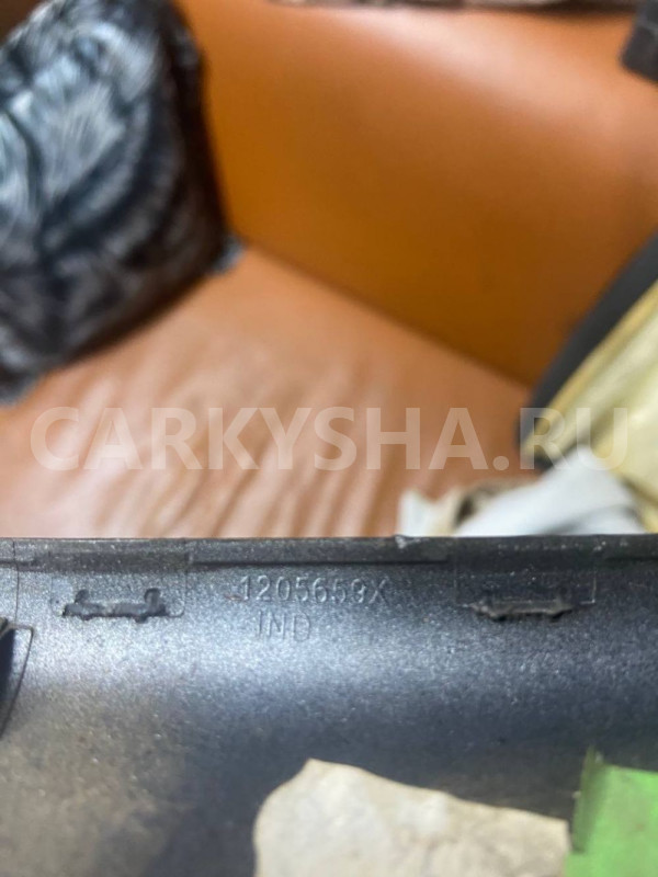 Рамка магнитолы Renault Logan II (2012—2018) Renault 12 оригинальный номер 1205659x