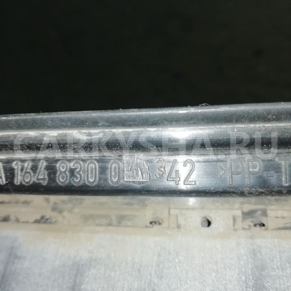 Решетка вентиляционная Mercedes-Benz GL-класс X164 рестайлинг (2009—2012) Mercedes-Benz G-klasse оригинальный номер a1648300342