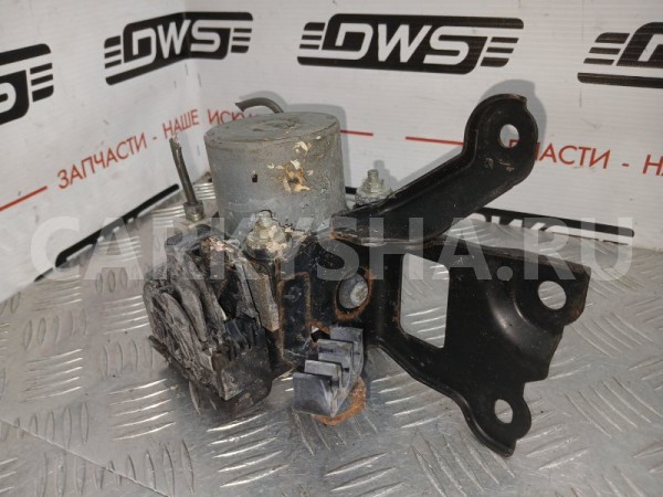 Блок ABS Toyota Estima 