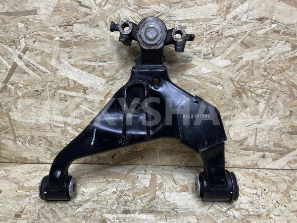 Рычаг передний нижний правый Toyota Hilux VIII Рестайлинг – пикап двойная кабина оригинальный номер 48068-0K090