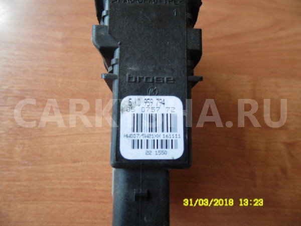 Моторчик стеклоподъемника Volkswagen Golf Plus II (2009—2014) Volkswagen Golf Plus оригинальный номер 5M0839402F