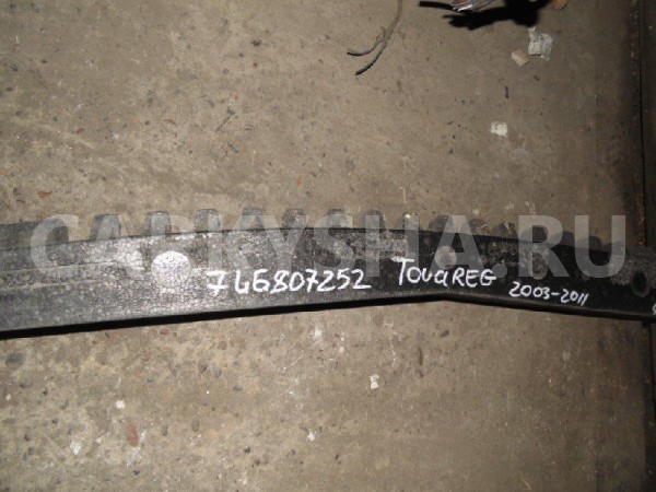 Наполнитель бампера Volkswagen Touareg I (2002—2006) Volkswagen Touareg оригинальный номер 7L6807252