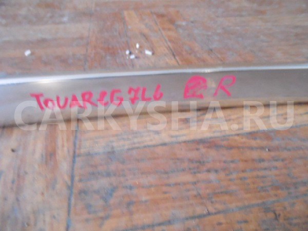 Молдинг крыши Volkswagen Touareg I (2002—2006) Volkswagen Touareg оригинальный номер 7L6853986A2ZZ