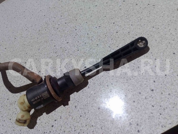 Цилиндр сцепления главный Renault Duster I рестайлинг (2015—2021) Renault 15 оригинальный номер 306100394r