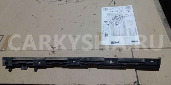 Кронштейн порога Mercedes-Benz M-класс W164 рестайлинг (2008—2011) Mercedes-Benz M-klasse оригинальный номер a1646982727