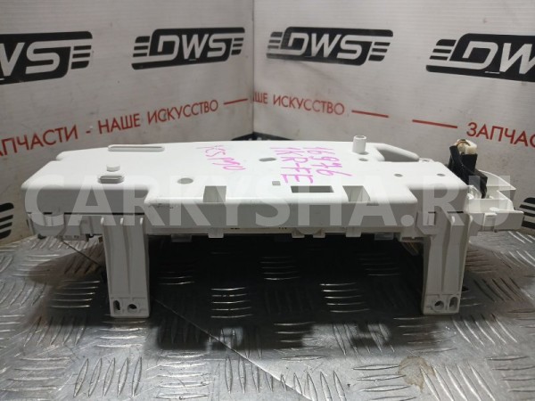 Панель приборов Toyota Vitz 