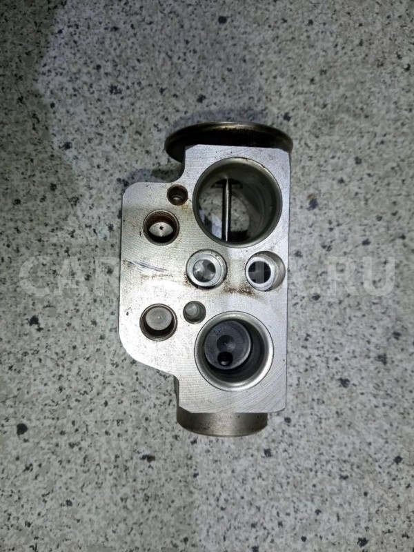 Клапан кондиционера Audi Q7 4L (2005—2009) Audi 200 оригинальный номер 7l0820679d