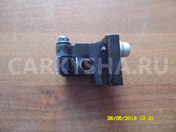 Петля двери Volkswagen Touareg I (2002—2006) Volkswagen Touareg оригинальный номер 7L0833401