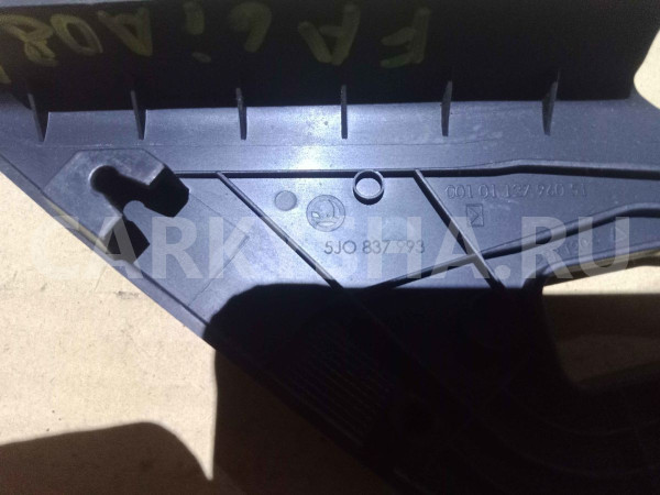 Крышка зеркала внутренняя Skoda Fabia II (2007—2010) Skoda Fabia оригинальный номер 5j0837993