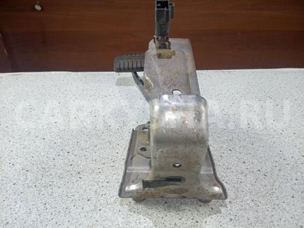 Педаль тормоза Mitsubishi ASX I (2010—2013) Mitsubishi ASX оригинальный номер 4620A290