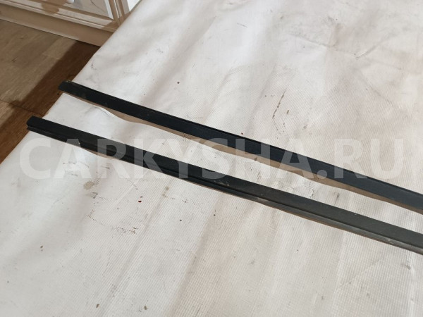 Молдинг крыши (лев/прав) Ford Fiesta оригинальный номер 1507227
