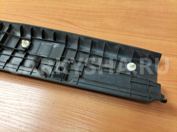 Накладка замка багажника Honda HR-V 2005 Honda HR-V оригинальный номер 84640S2H0030