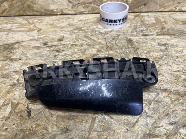 Кронштейн переднего бампера правый Toyota Land Cruiser 200 Series оригинальный номер 52115-60141