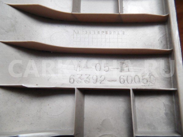 Накладка на потолок Toyota Land Cruiser 100 (1998—2002) Toyota Land Cruiser оригинальный номер 6339260050A0