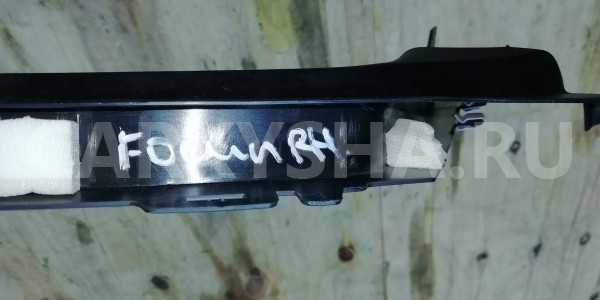 Накладка на дверь Ford Focus III (2011—2015) Ford Focus оригинальный номер bm5120296adw