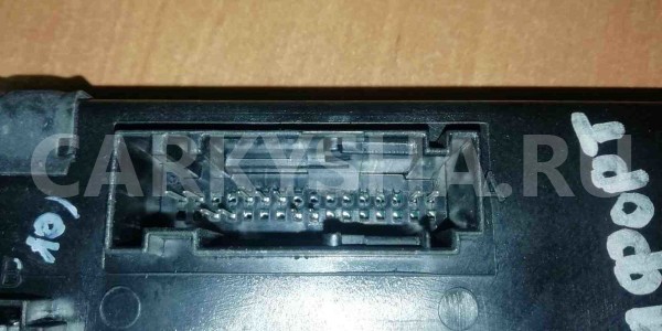 Блок комфорта Audi Q5 I (2008—2012) Audi 200 оригинальный номер 8K0907063D