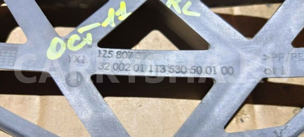 Направляющая бампера Skoda Octavia II рестайлинг (2008—2013) Skoda Octavia оригинальный номер 1z5807393