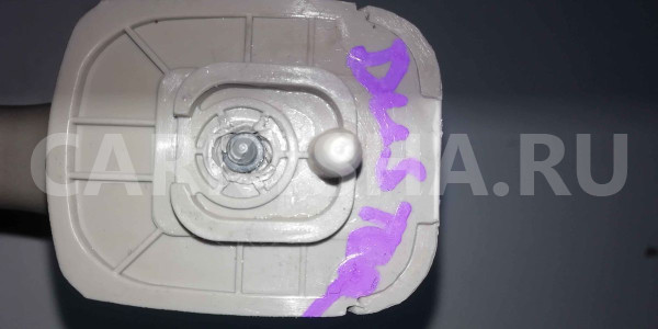 Ручка внутренняя потолочная Renault Duster I (2010—2015) Renault 15 оригинальный номер 8200285665