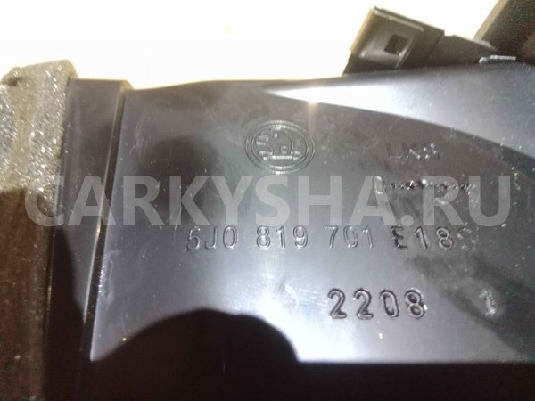 Дефлектор воздушный Skoda Fabia II (2007—2010) Skoda Fabia оригинальный номер 5j0819701e18s