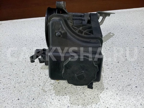 Насос гидроусилителя Mercedes E W212 M651.924 Mercedes-Benz E-klasse оригинальный номер A0064664701