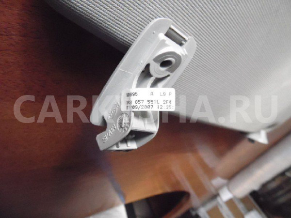 Козырек солнцезащитный Volkswagen Jetta V (2005—2011) Volkswagen Jetta оригинальный номер 1K0857551L2F4