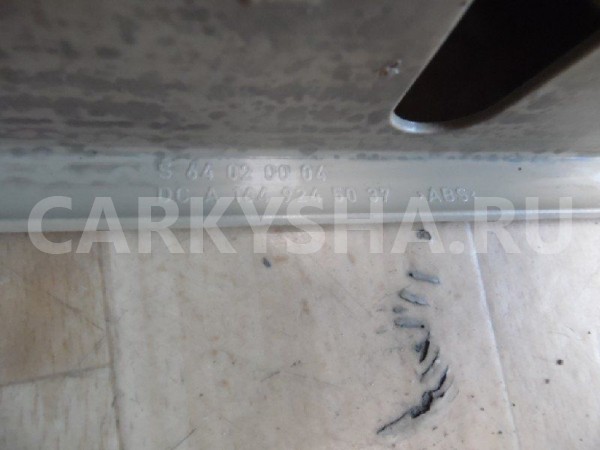 Крышка кронштейна сиденья Mercedes-Benz GL-класс X164 (2006—2009) Mercedes-Benz G-klasse оригинальный номер A16492450378K67