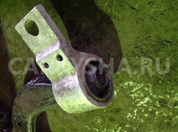 Рычаг Mazda Demio IDY (2002—2007) Mazda 2 оригинальный номер D35034300c