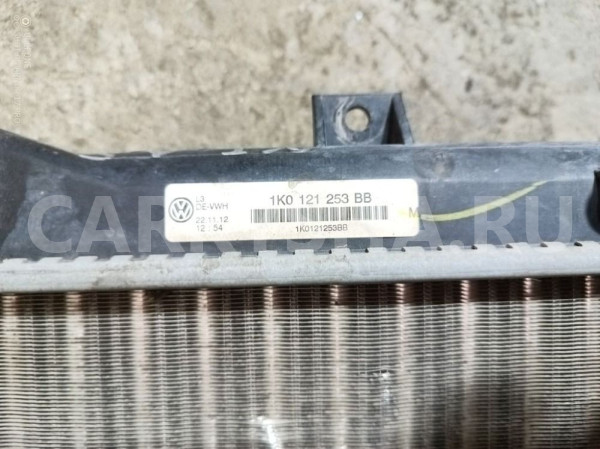 Радиатор основной Skoda Octavia II рестайлинг (2008—2013) Skoda Octavia оригинальный номер 1k0121253bb