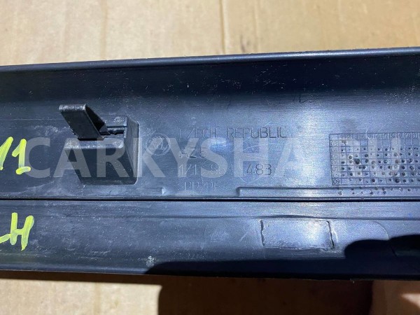 Накладка порога (внутренняя) Skoda Octavia II рестайлинг (2008—2013) Skoda Octavia оригинальный номер 1z1863483