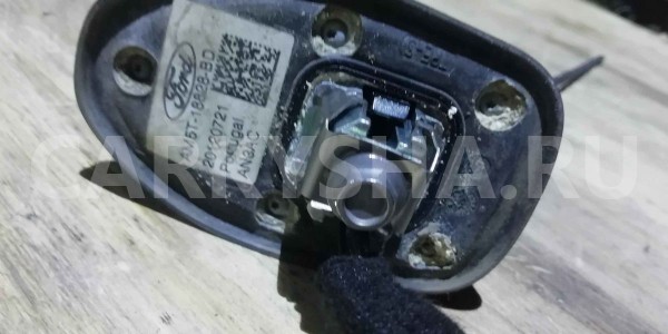 Антенна Ford Focus III (2011—2015) Ford Focus оригинальный номер am5t18828bd