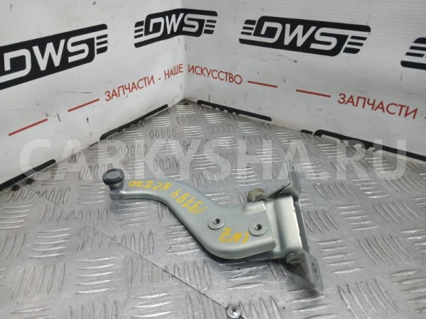 Ролик двери Toyota Raum 