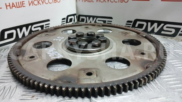 Маховик Toyota Corona 