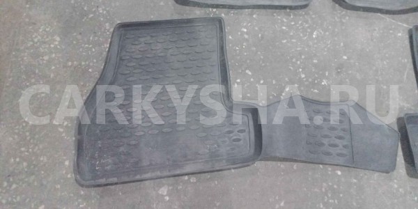 Коврик салона комплект Ford Focus III (2011—2015) Ford Focus оригинальный номер 1914006