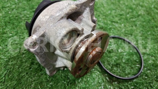 Насос водяной (помпа) Ford Focus 2007 Ford Focus 