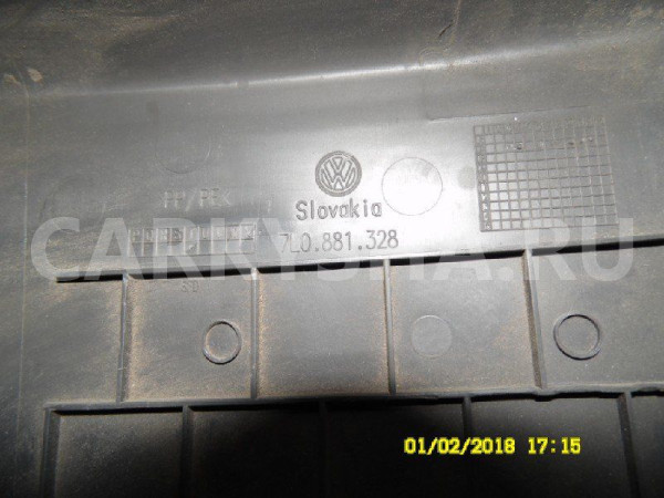 Накладка сиденья Volkswagen Touareg I рестайлинг (2006—2010) Volkswagen Touareg оригинальный номер 7L0881328