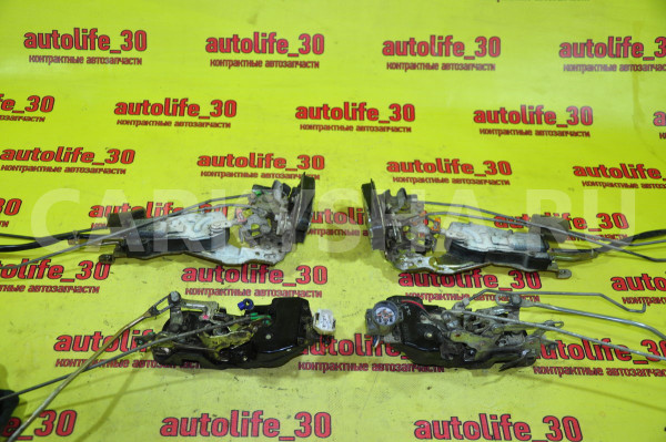 Замок двери Toyota Carina ED оригинальный номер 6903020580