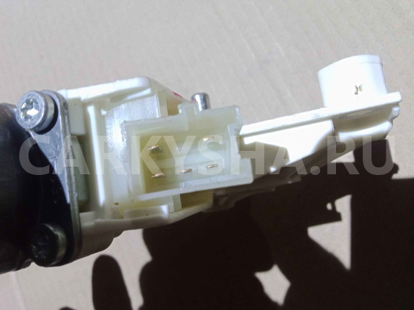 Моторчик стеклоподъемника Mercedes-Benz M-класс W166 (2011—2015) Mercedes-Benz M-klasse оригинальный номер a1669060601