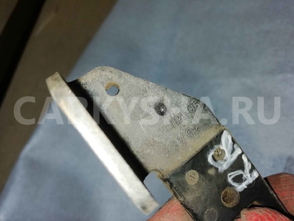 Ответная часть замка багажника BMW X5 E70 (2006—2010) BMW X5 оригинальный номер 51247149629