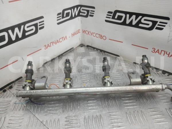 Форсунка топливная Nissan Serena 