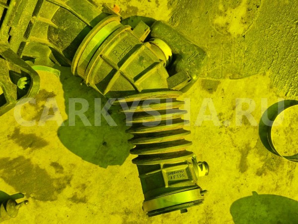 Патрубок воздушного фильтра Honda Odyssey оригинальный номер 17201RLF000