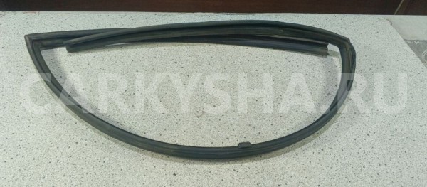Уплотнитель стекла двери Nissan Almera G15 (2012—2018) Nissan Almera оригинальный номер 80331EW000