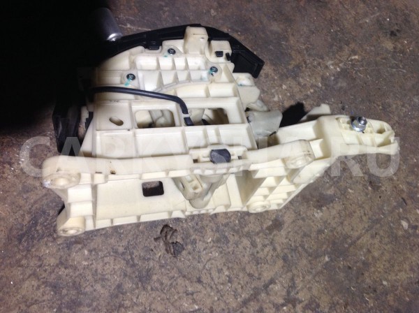 Селектор КПП Hyundai Solaris I рестайлинг (2014—2017) Hyundai Solaris оригинальный номер 467000u100