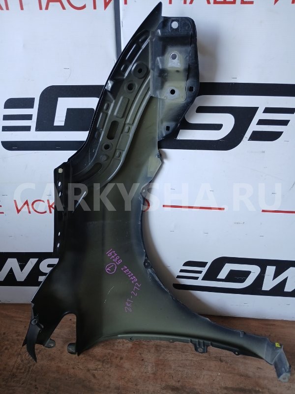 крыло переднее левое Toyota Avensis 