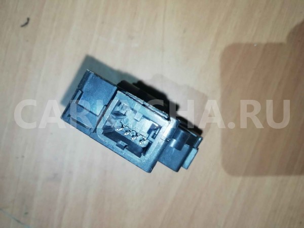 Моторчик заслонки отопителя Mercedes-Benz E-класс W212/S212/C207/A207 рестайлинг (2013—2016) Mercedes-Benz E-klasse оригинальный номер a2219066900