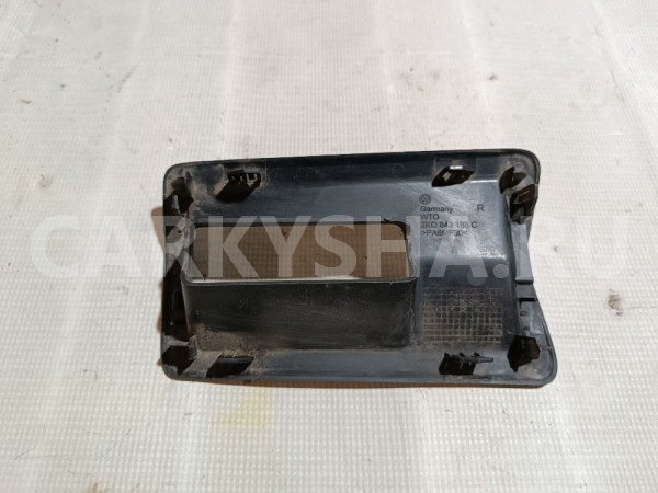 Накладка ручки внутренней Volkswagen Caddy оригинальный номер 2K0843188C